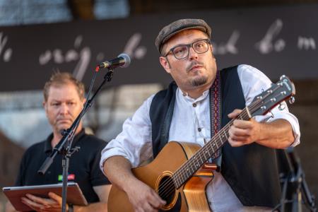 Veselo razpoloženje tudi na drugi festivalski dan Dnevov narodnih noš in oblačilne dediščine v Kamniku (31)